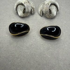 Vintage Crown Trifari Black and Silver Earrings lot ~1950’s era